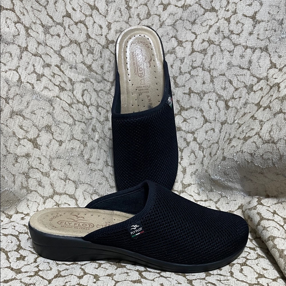 Fly Flot Women's Anatomical Black Slip-On Mesh Shoes Sz 39 Nice!